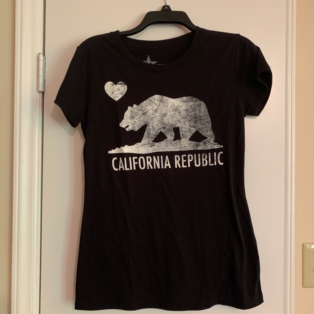 Black Short-sleeve